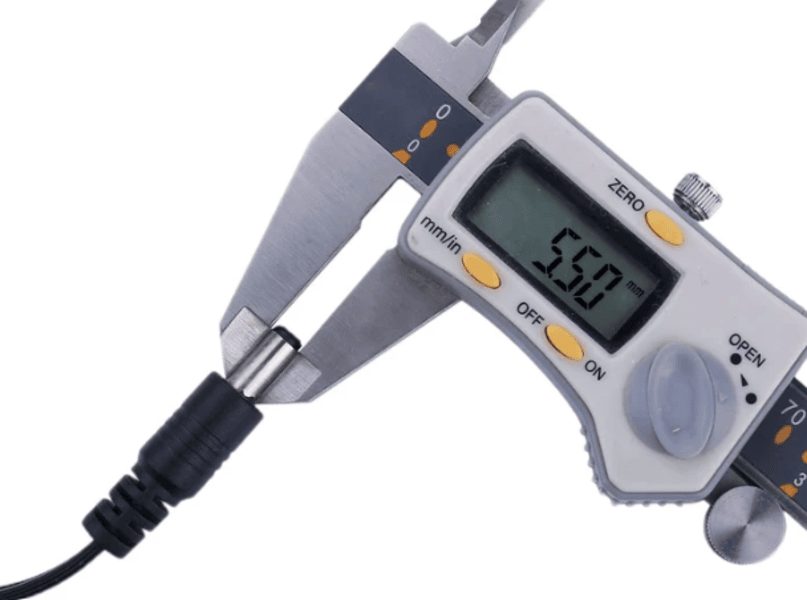 USB 5Volt to 12Volt Dc-connector(2.1mm) converter cable